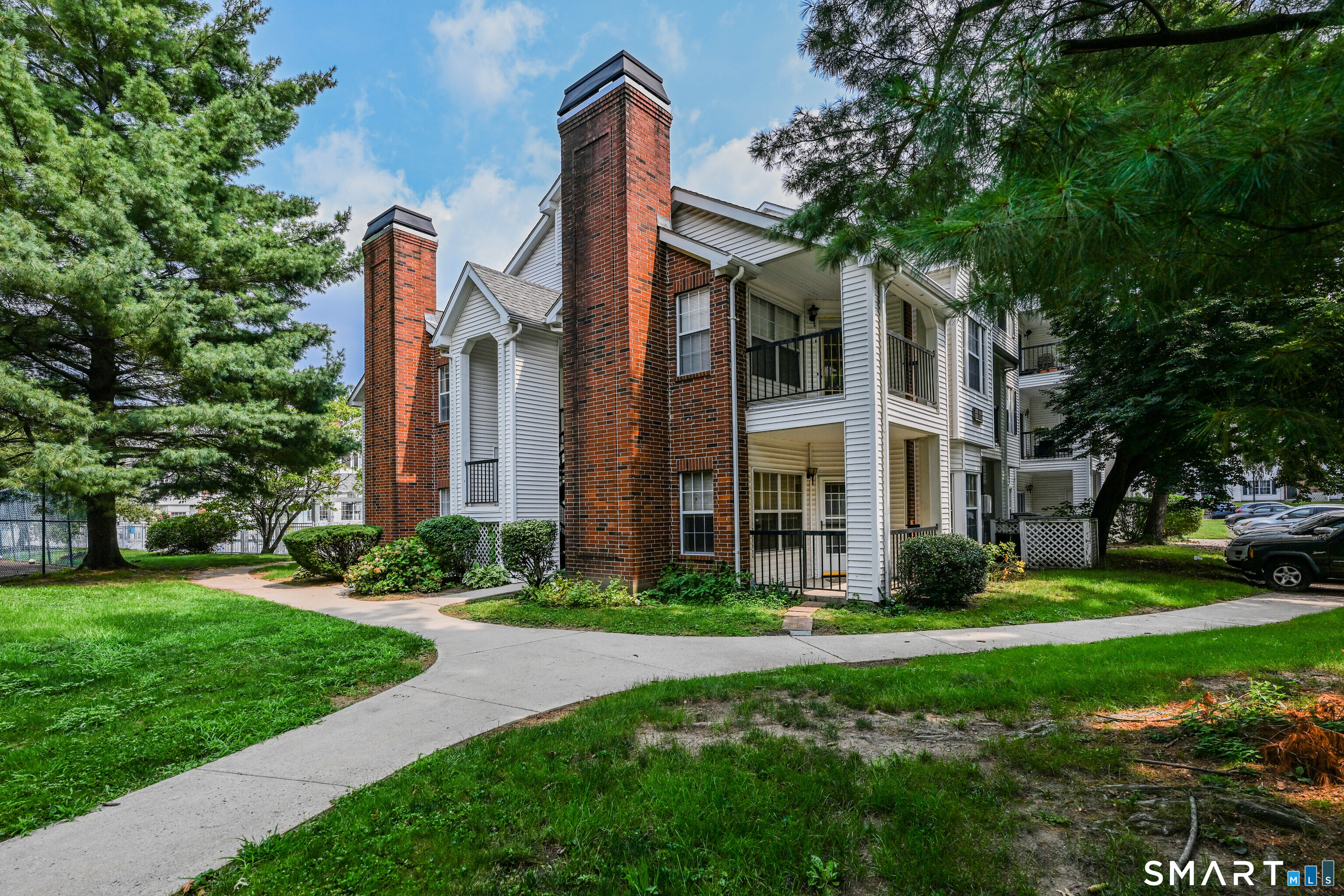 31 High Street East Hartford CT 06118