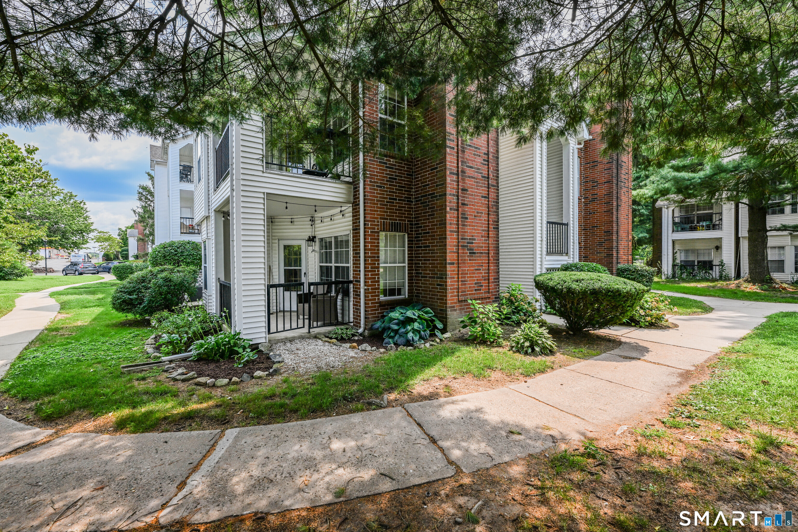 31 High Street East Hartford CT 06118