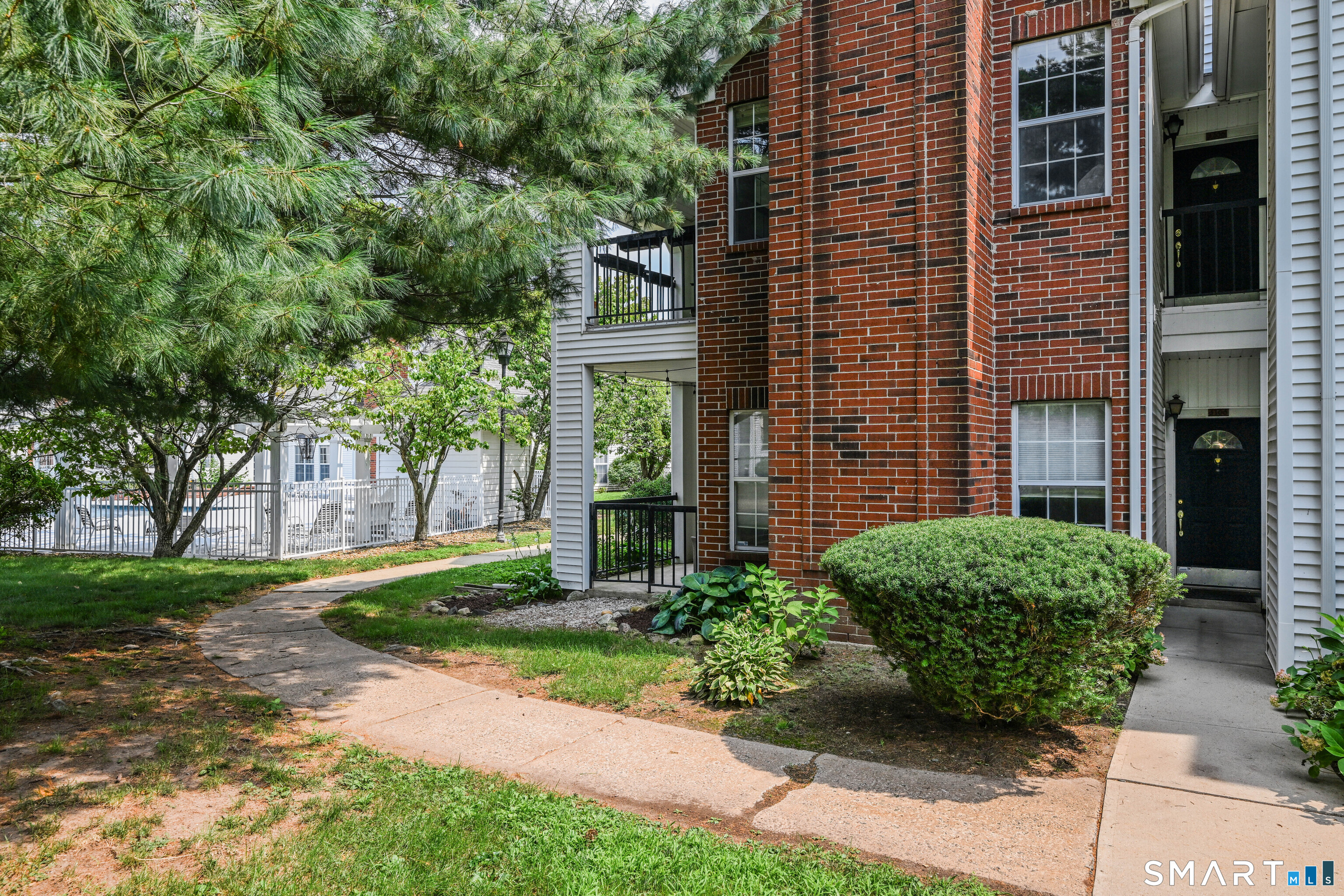 31 High Street East Hartford CT 06118