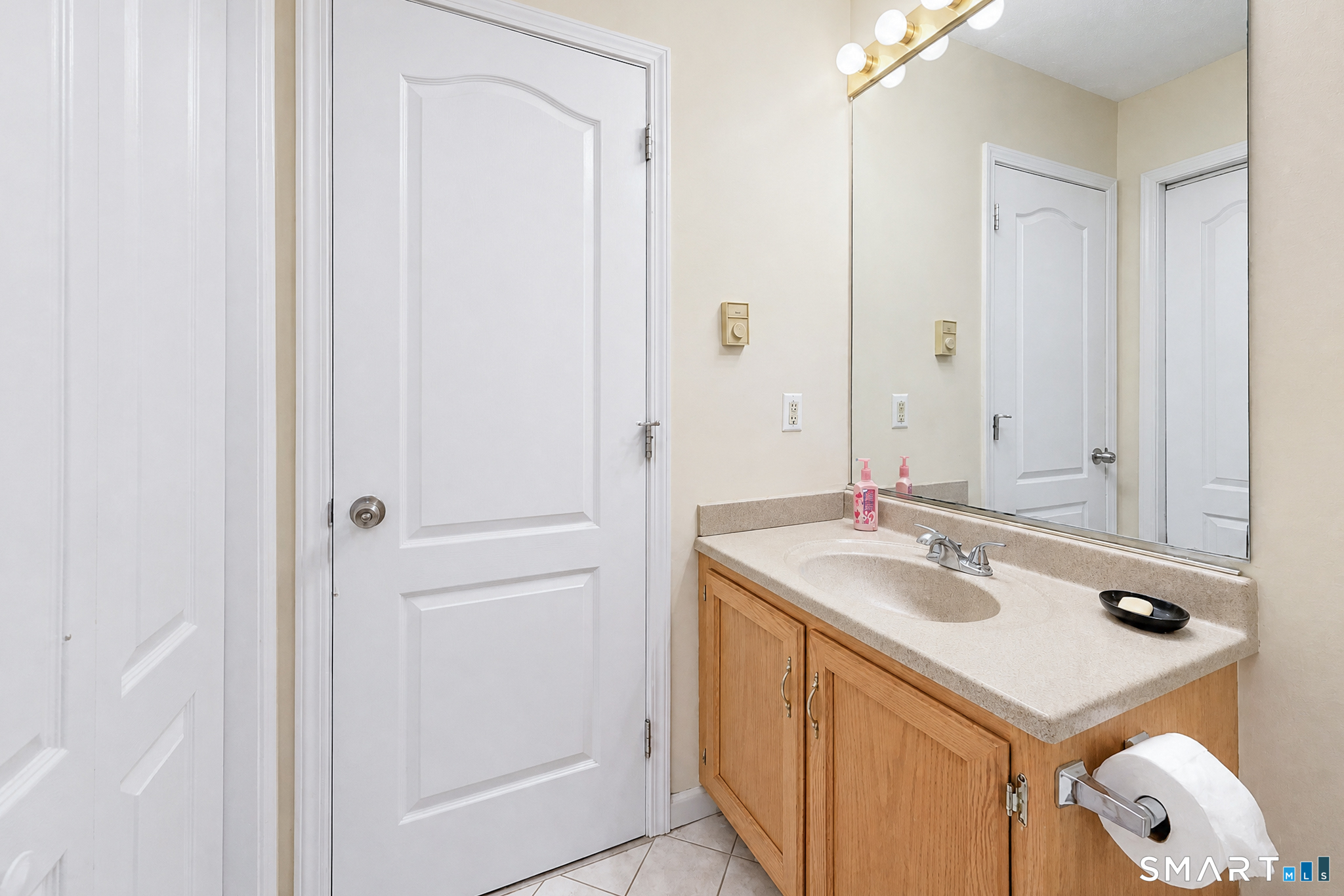 53 Glen Ridge Court New Milford CT 06776