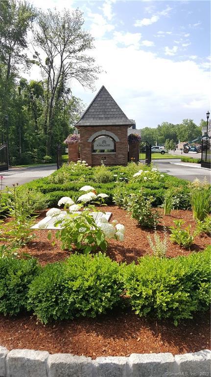 5 Yorkshire Court Farmington CT 06032