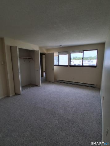 15 Hamre Lane Branford CT 06405