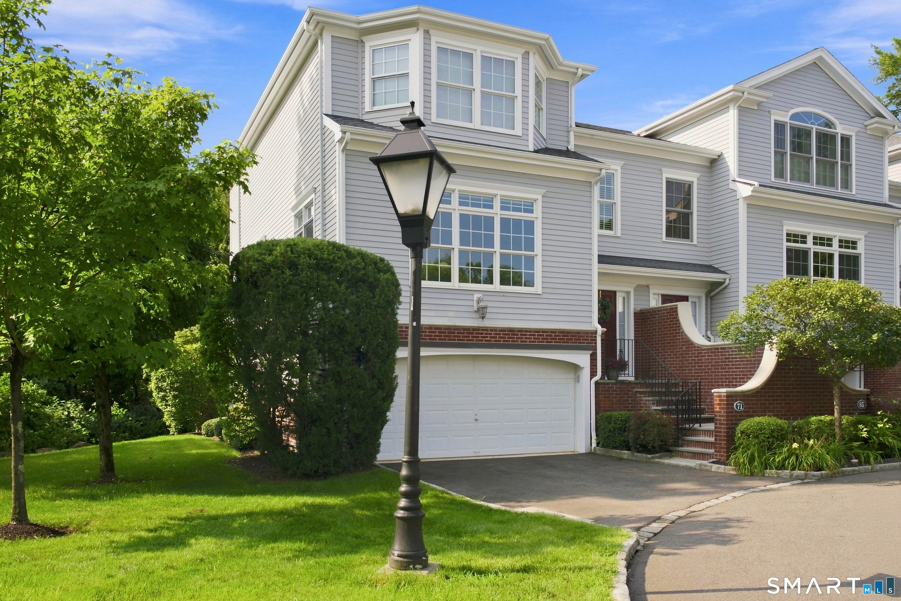 71 Aberdeen Way Fairfield CT 06890