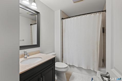 71 Aberdeen Way Fairfield CT 06890