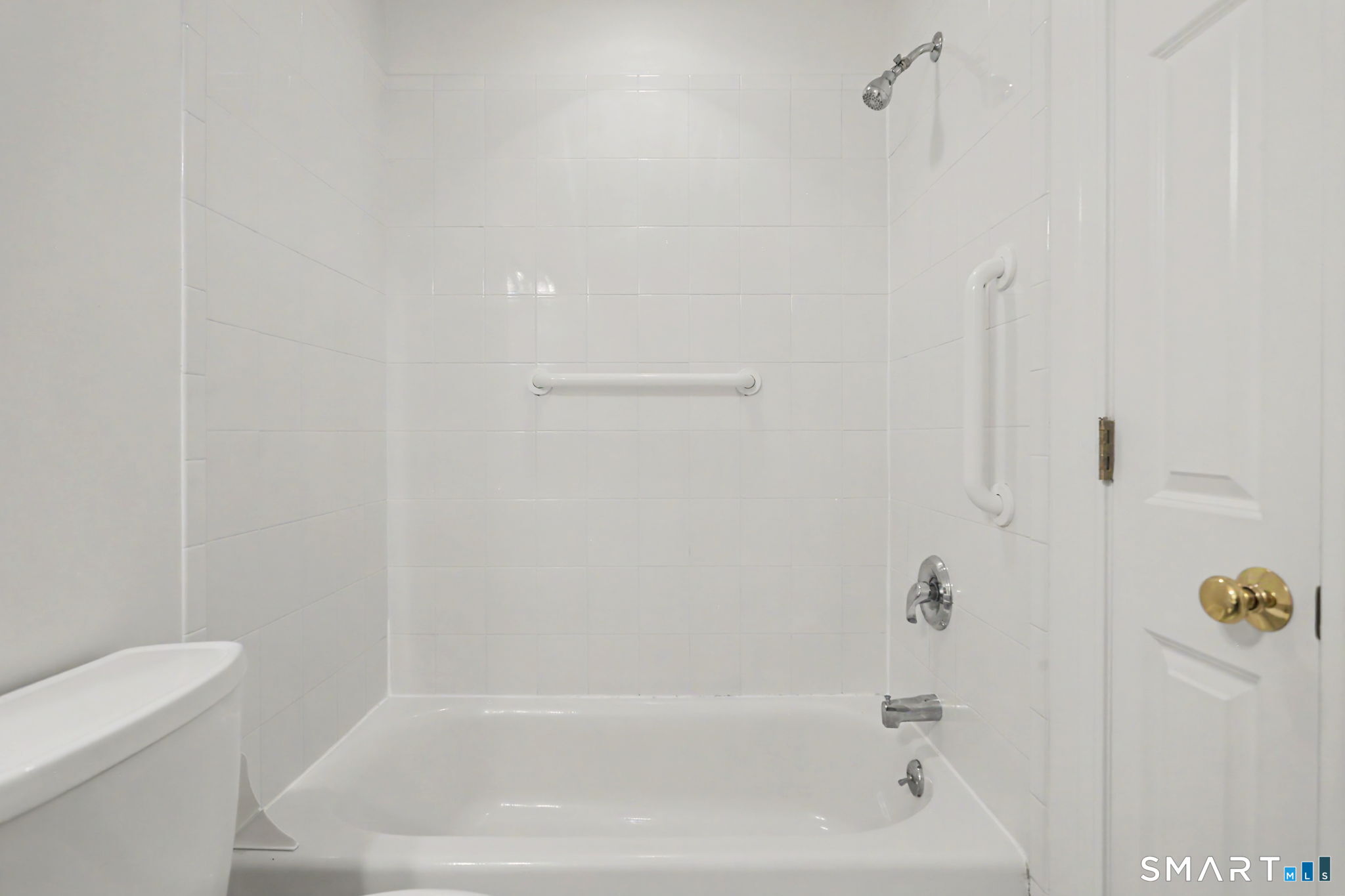 56 Portland Avenue Redding CT 06896