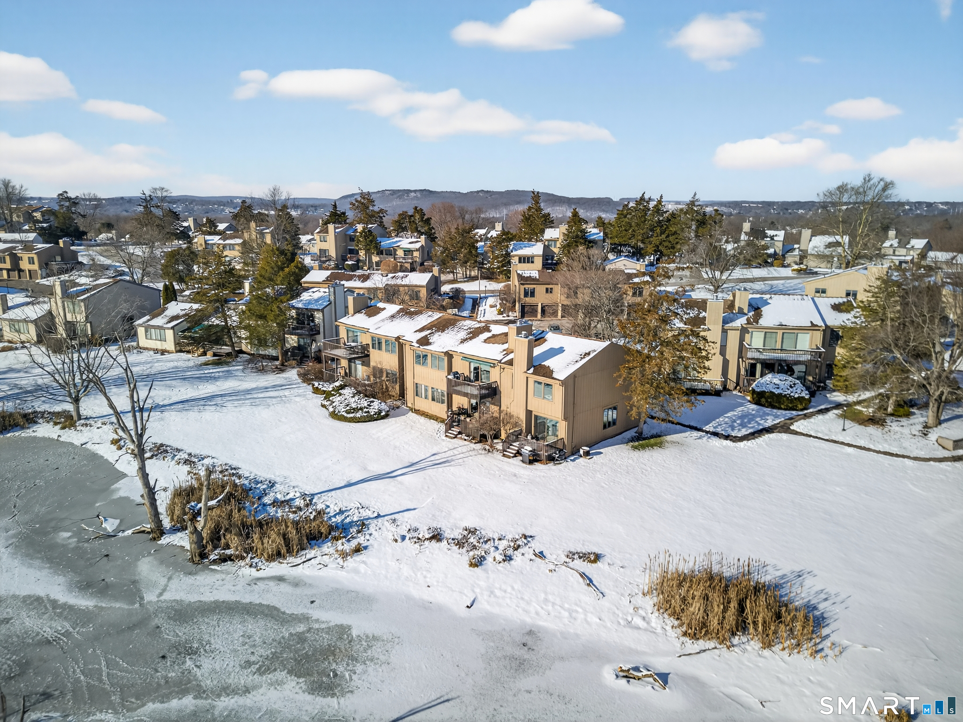 10 Pilgrim Harbor Wallingford CT 06492