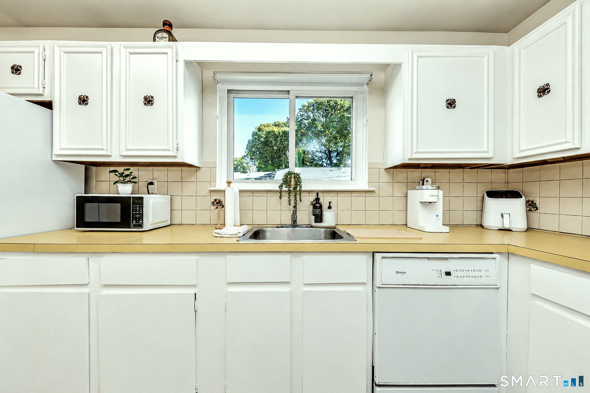 31 Ameridge Drive Bridgeport CT 06606