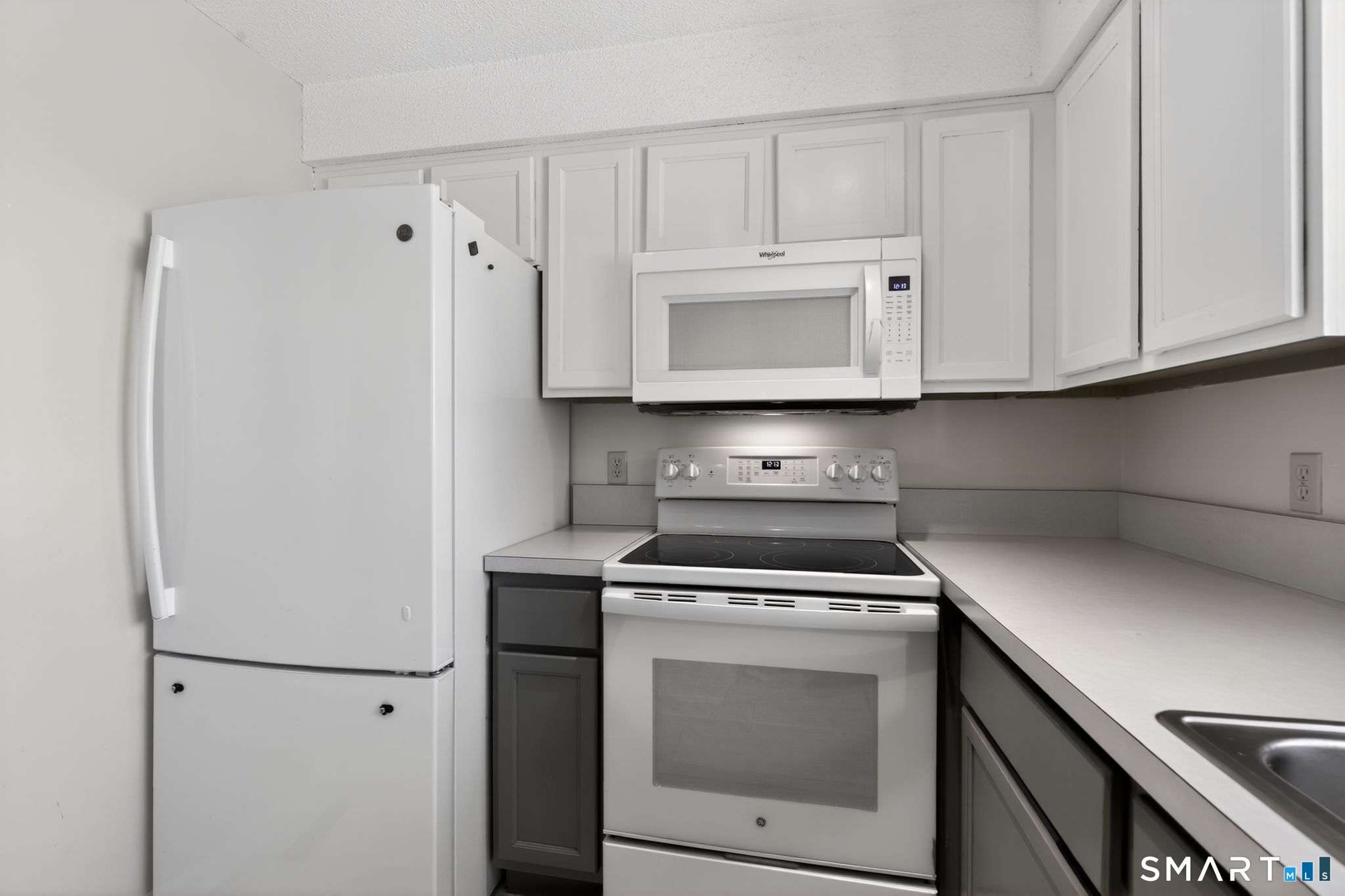 2107 Meadowview Drive East Windsor CT 06088