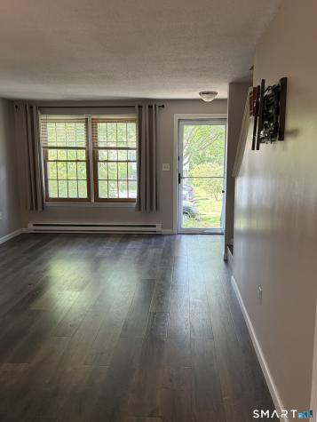 10 Countryside Lane Middletown CT 06457