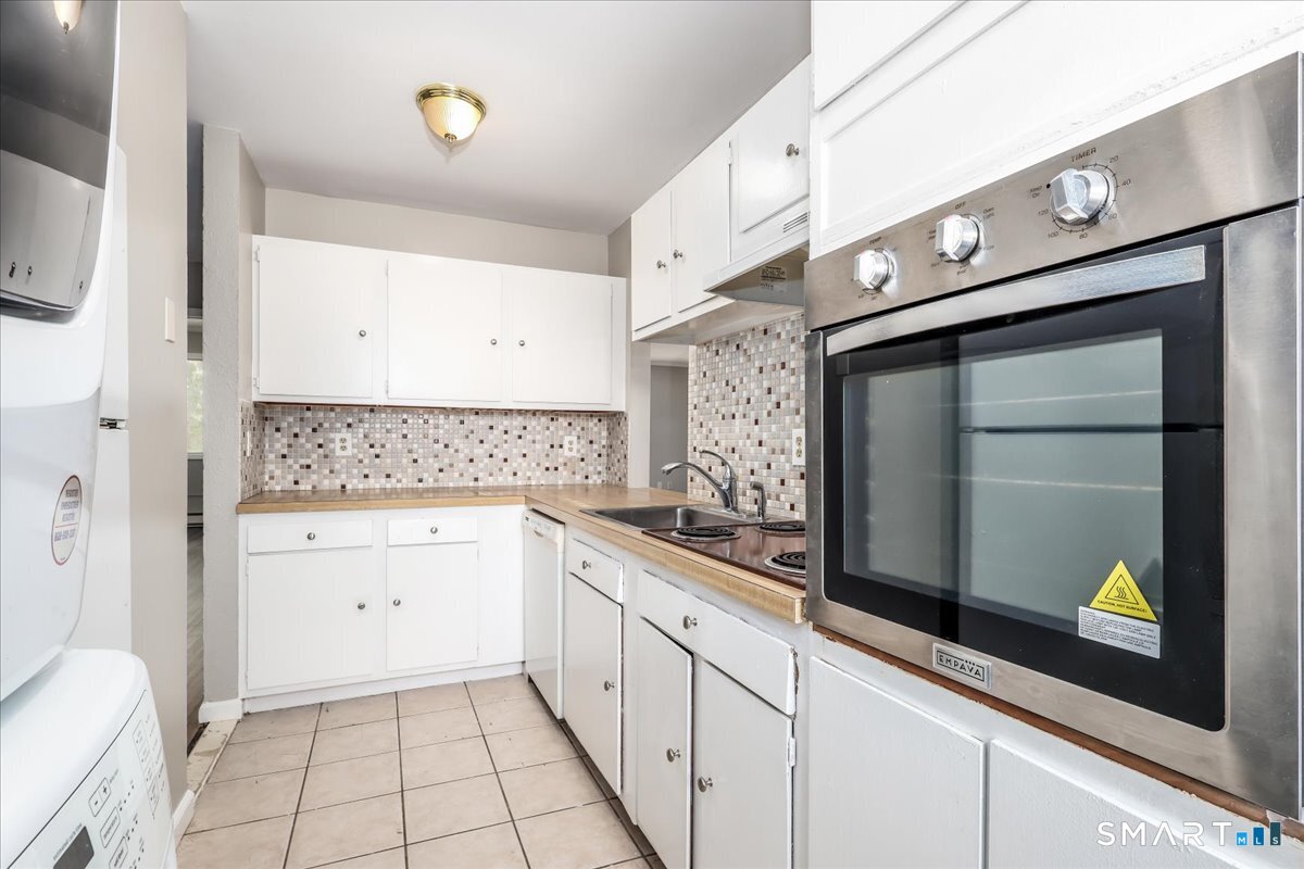 40 Candlewood Lake South Road New Milford CT 06776