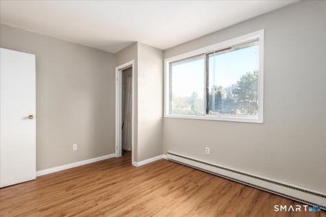 40 Candlewood Lake South Road New Milford CT 06776