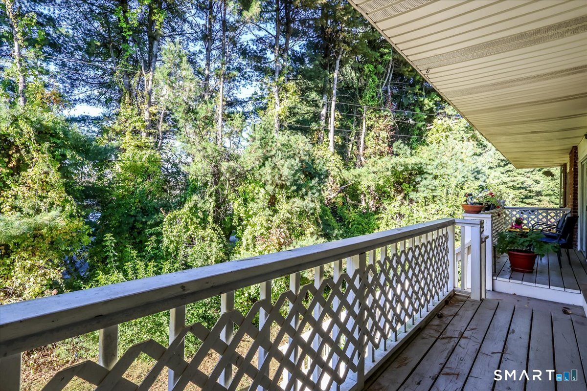 40 Candlewood Lake South Road New Milford CT 06776