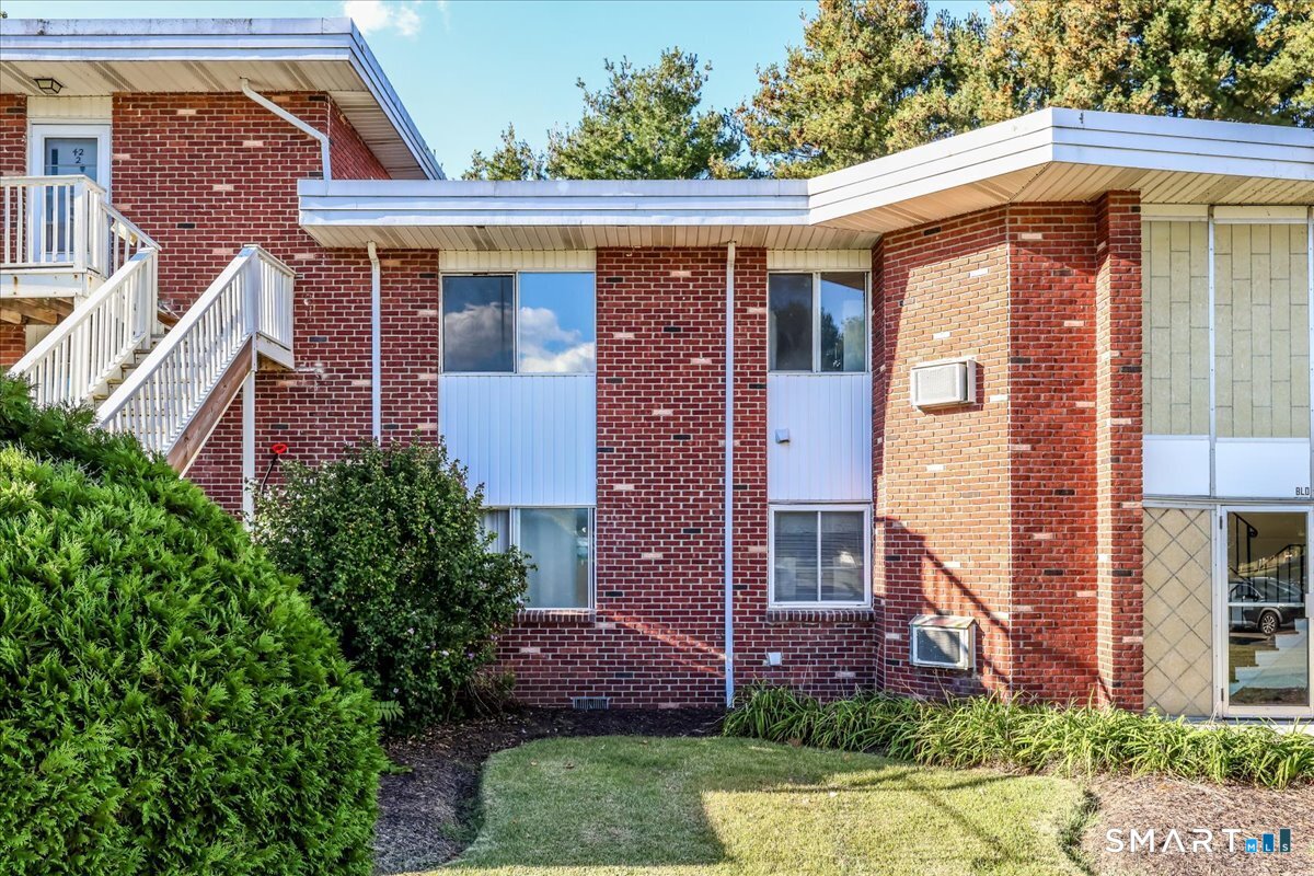 40 Candlewood Lake South Road New Milford CT 06776