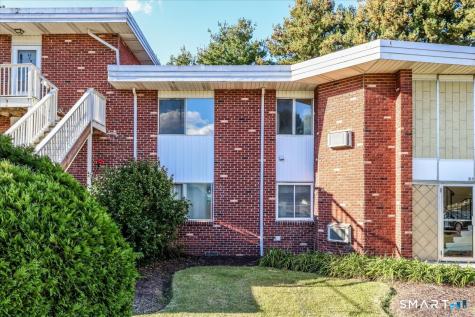 40 Candlewood Lake South Road New Milford CT 06776