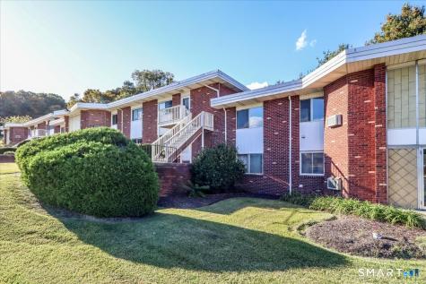 40 Candlewood Lake South Road New Milford CT 06776