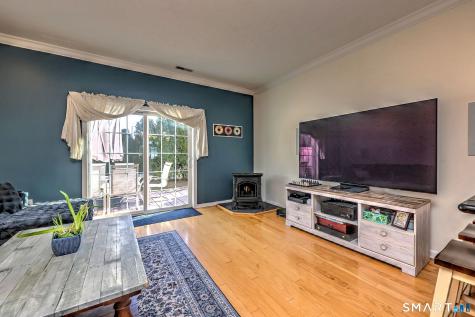 12 Landin Street Woodbridge CT 06525