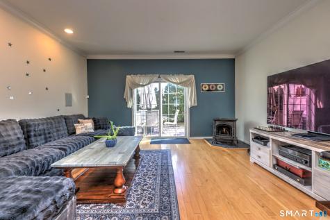 12 Landin Street Woodbridge CT 06525