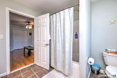 12 Landin Street Woodbridge CT 06525
