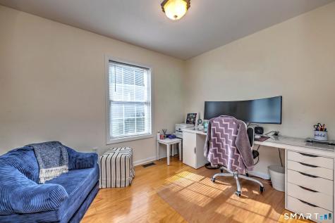 12 Landin Street Woodbridge CT 06525
