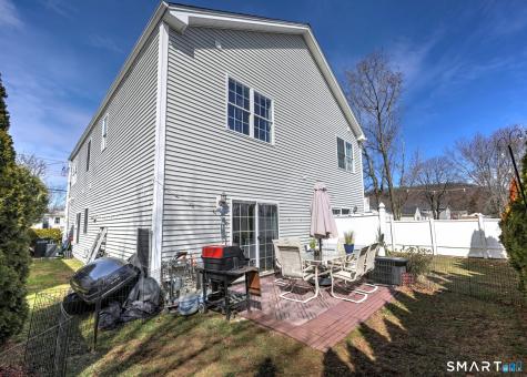 12 Landin Street Woodbridge CT 06525