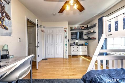 12 Landin Street Woodbridge CT 06525