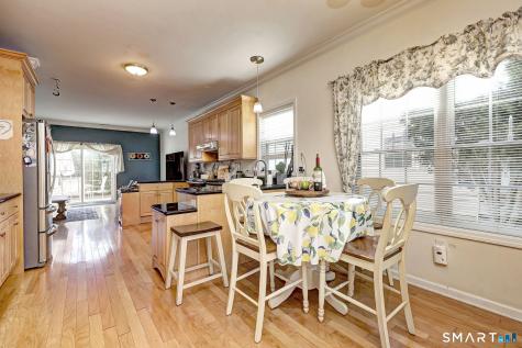 12 Landin Street Woodbridge CT 06525