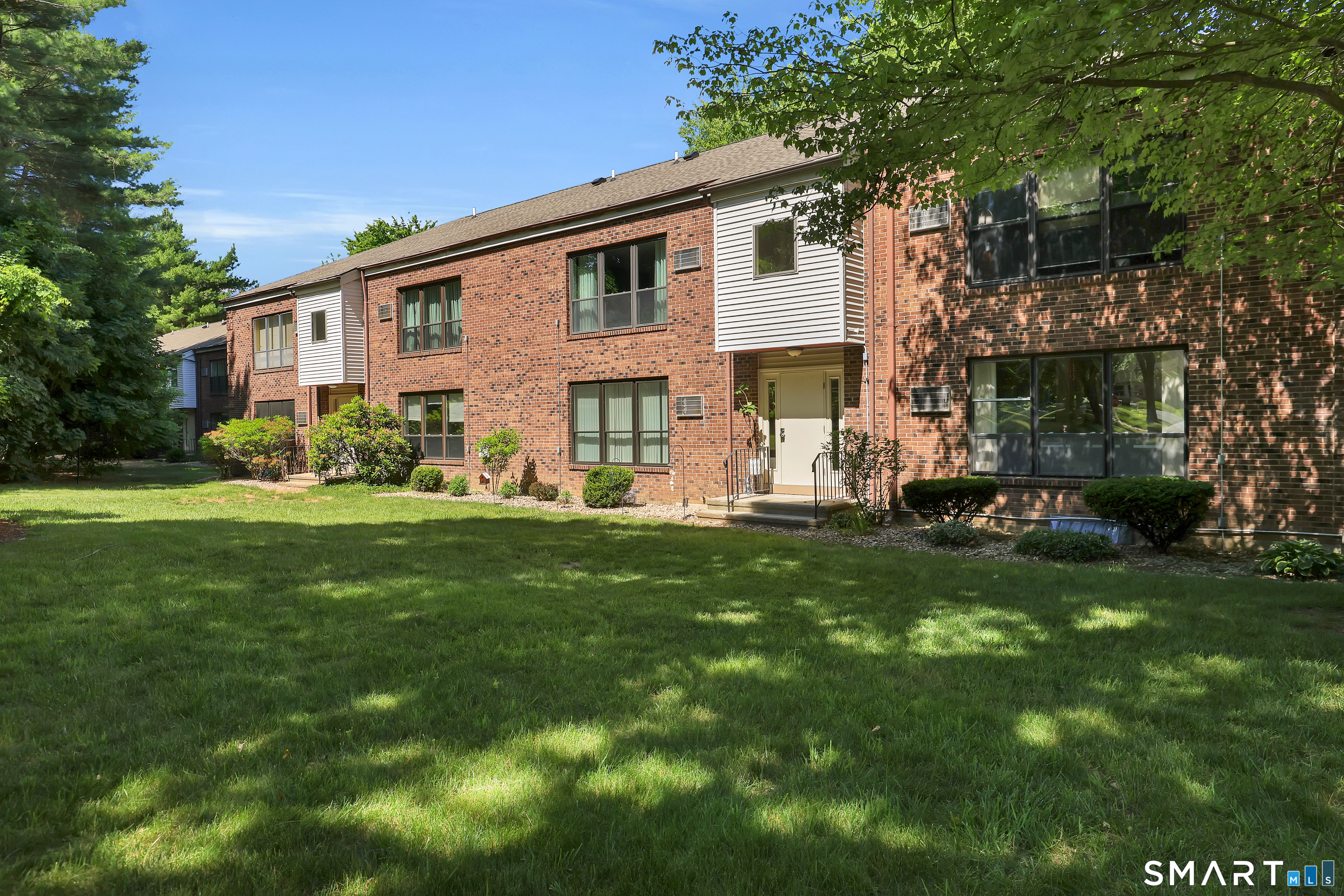 4 Wellington Drive Farmington CT 06032