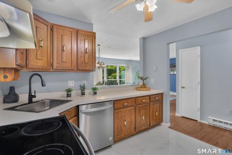 4 Wellington Drive Farmington CT 06032