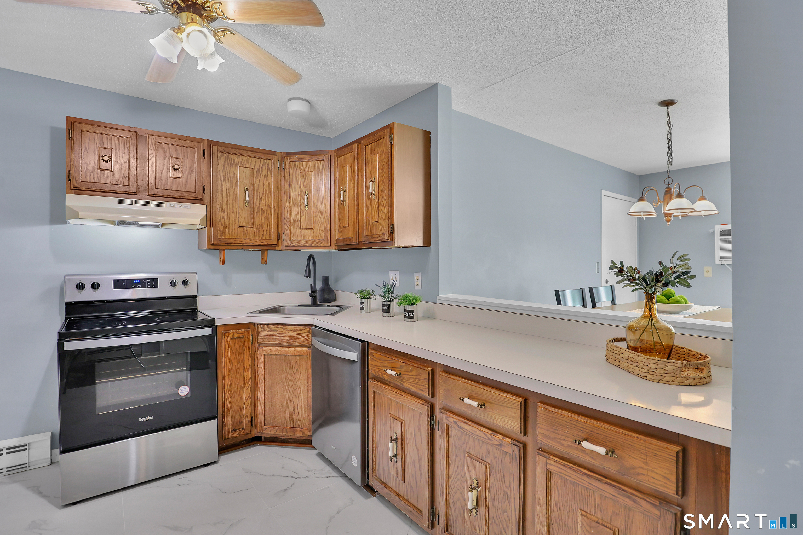 4 Wellington Drive Farmington CT 06032