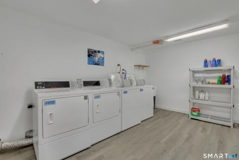 4 Wellington Drive Farmington CT 06032