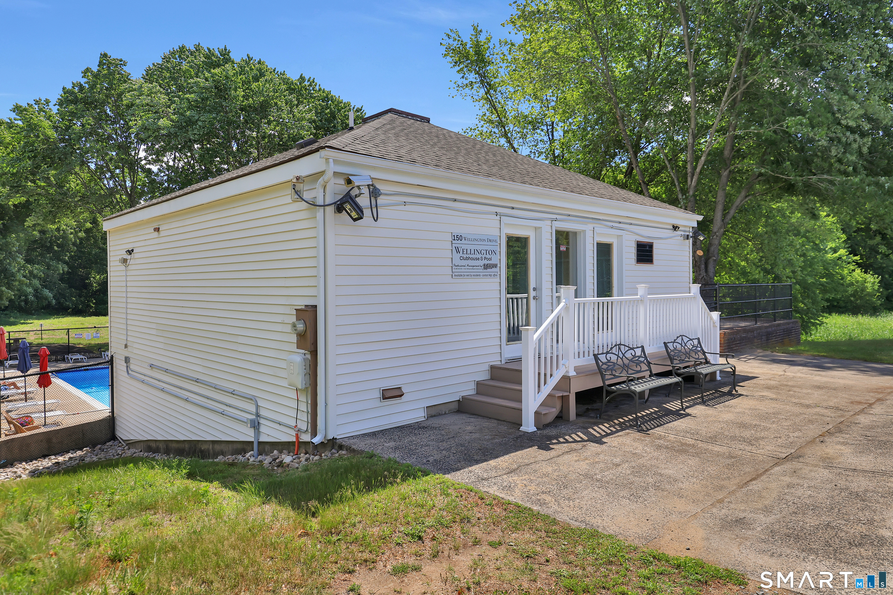 4 Wellington Drive Farmington CT 06032