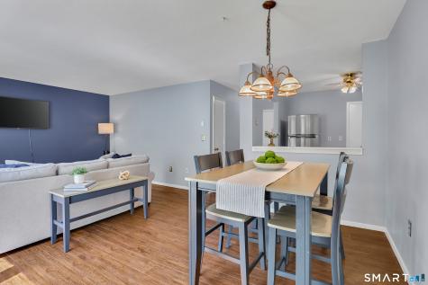 4 Wellington Drive Farmington CT 06032