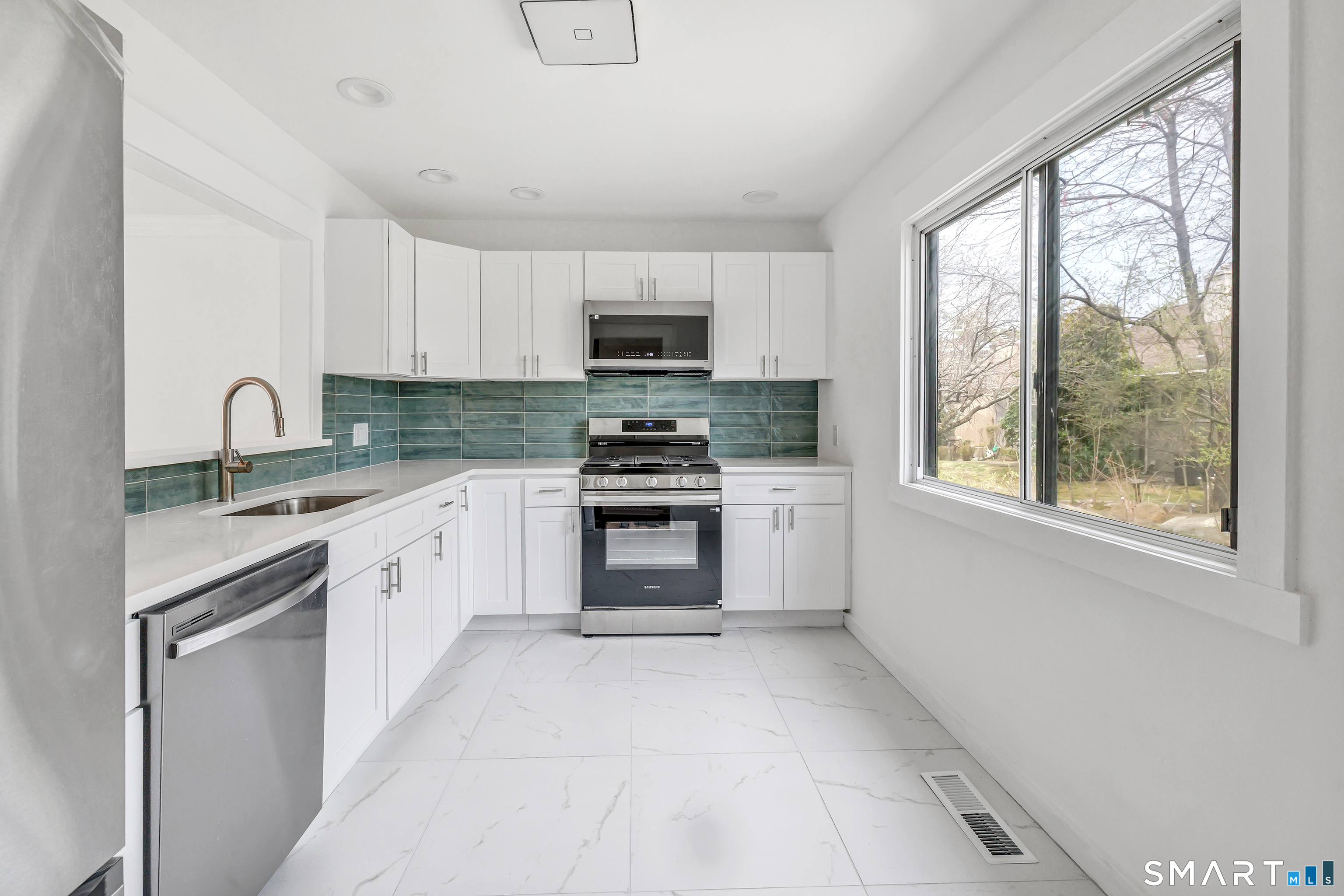 638A Onondaga Lane Stratford CT 06614