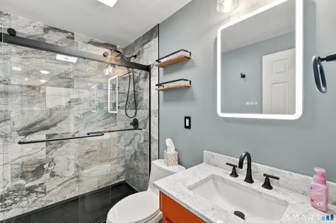 86 Metacomet Drive Meriden CT 06450