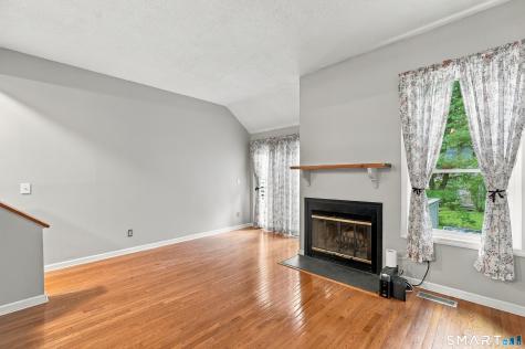 86 Metacomet Drive Meriden CT 06450