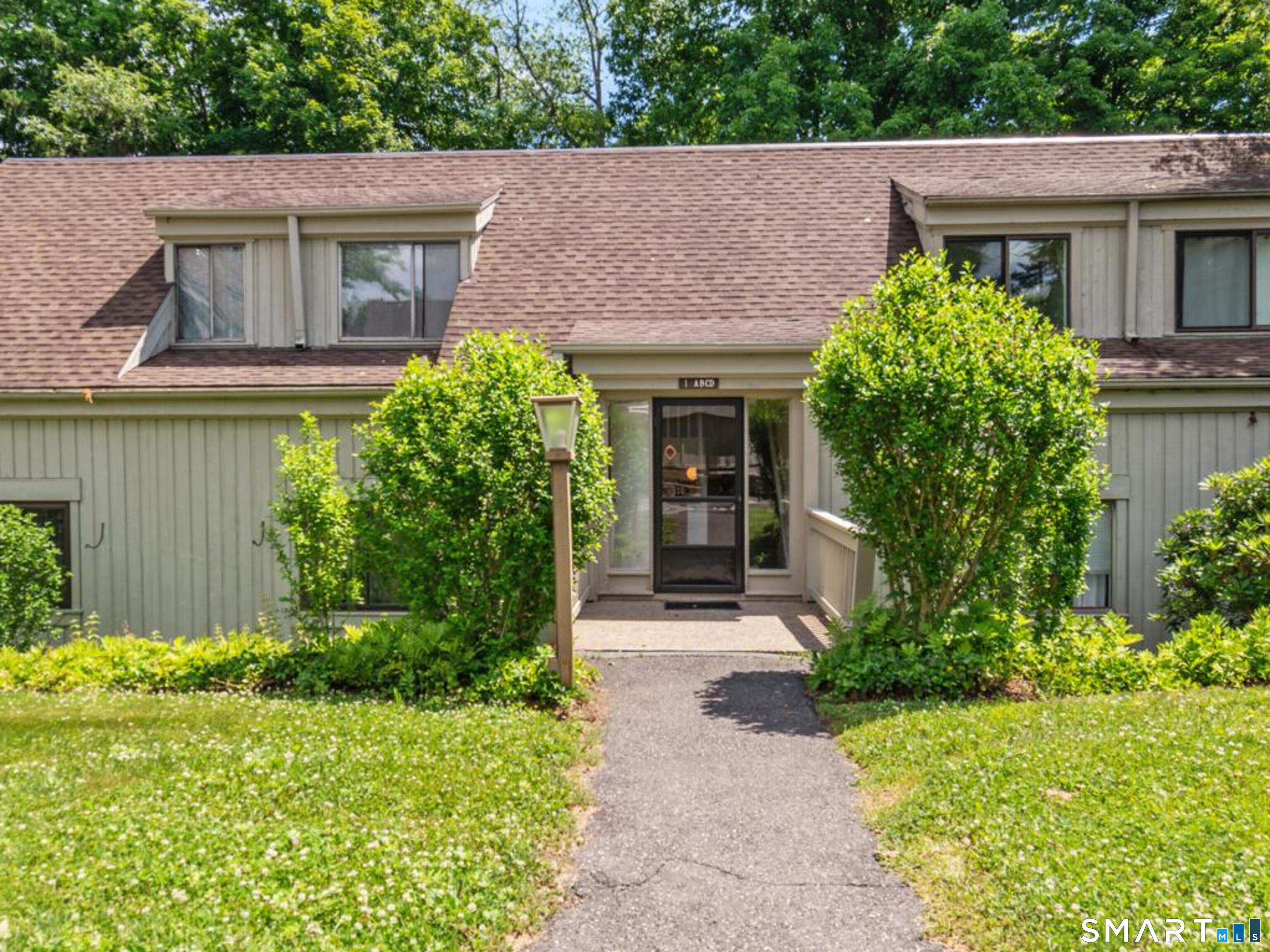 1 Heritage Village Southbury CT 06488