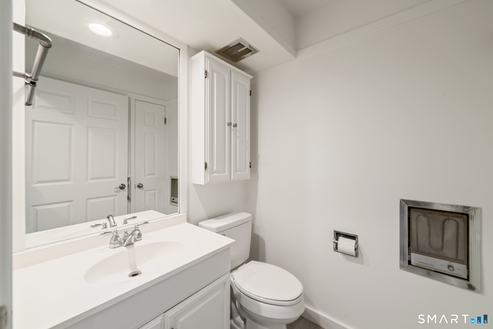 1 Heritage Village Southbury CT 06488