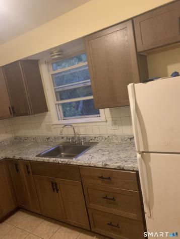 56 Oakwoods Lane Branford CT 06405