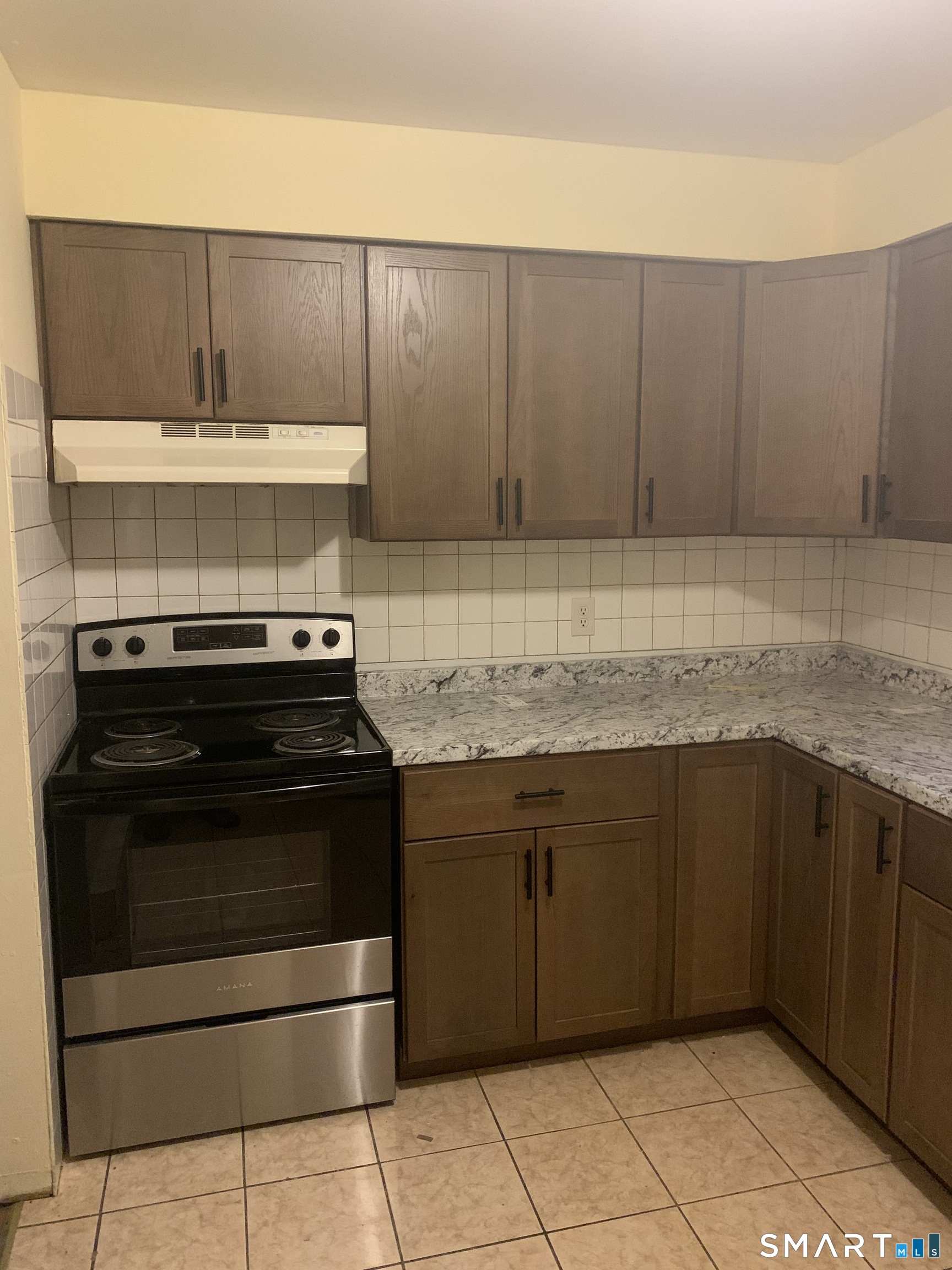 56 Oakwoods Lane Branford CT 06405