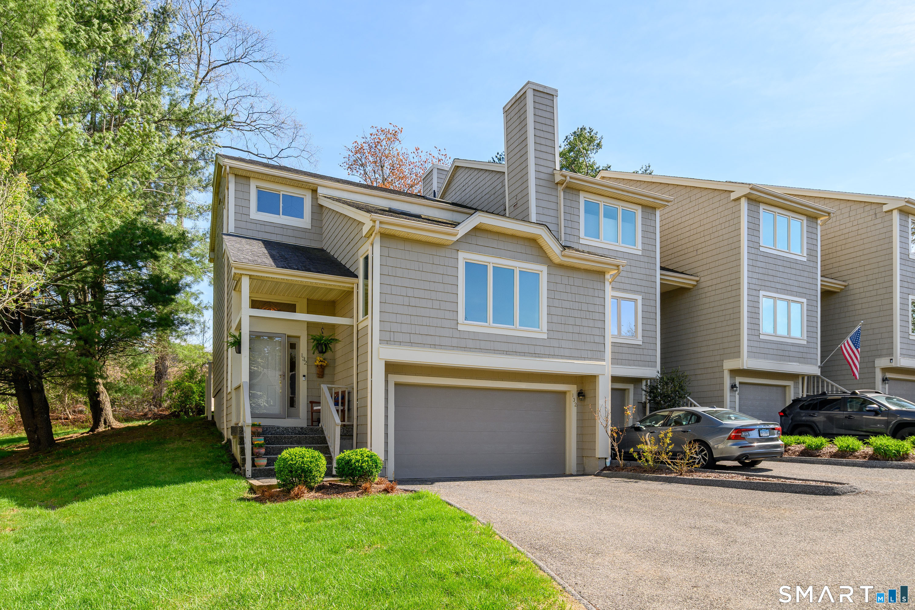 12 Boulevard Drive Danbury CT 06810