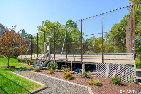 12 Boulevard Drive Danbury CT 06810