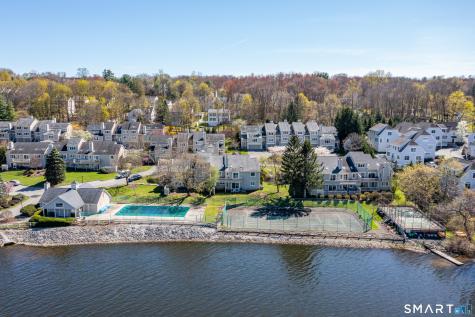 12 Boulevard Drive Danbury CT 06810