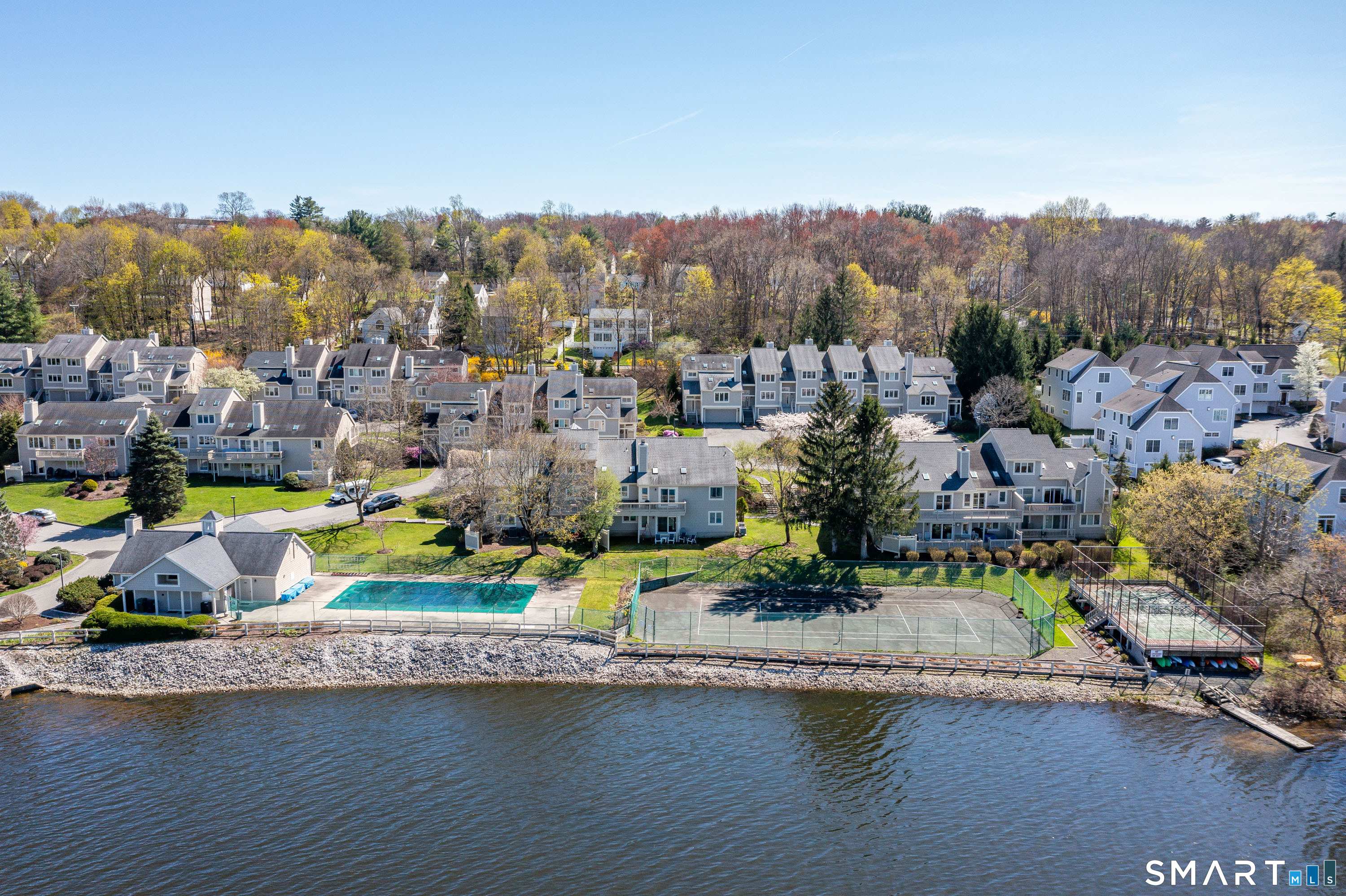 12 Boulevard Drive Danbury CT 06810