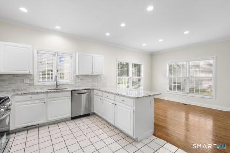 78 Village Court Wilton CT 06897