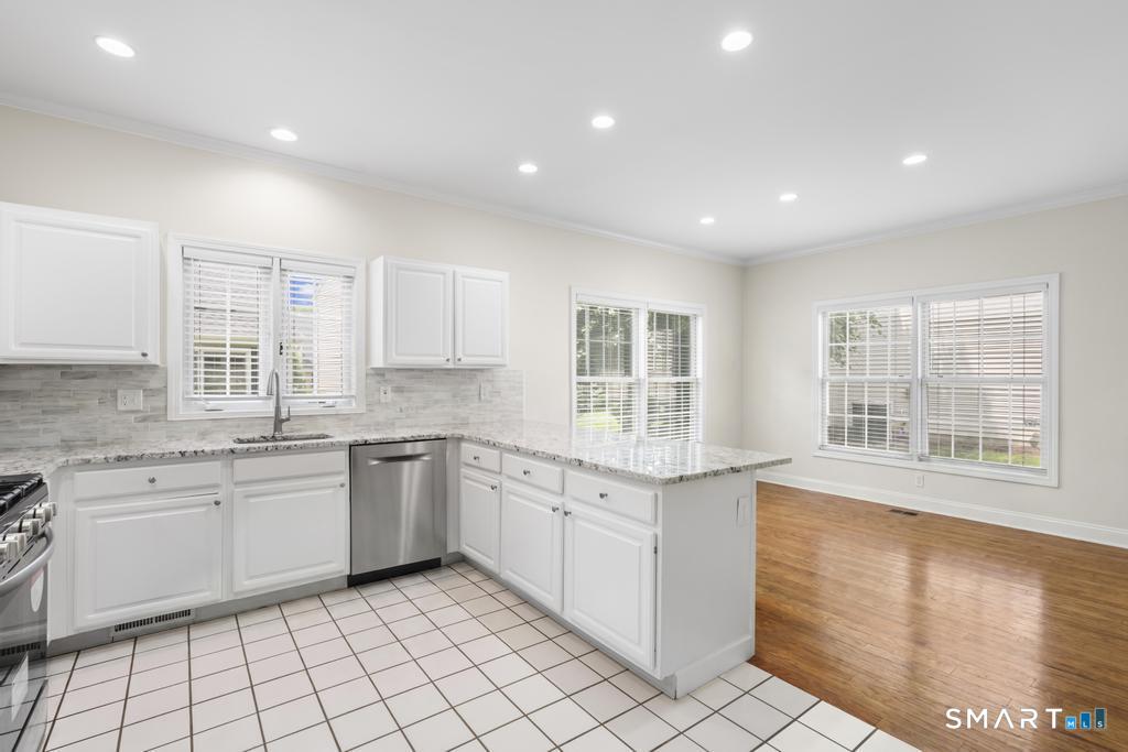 78 Village Court Wilton CT 06897
