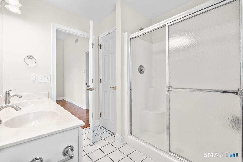 78 Village Court Wilton CT 06897