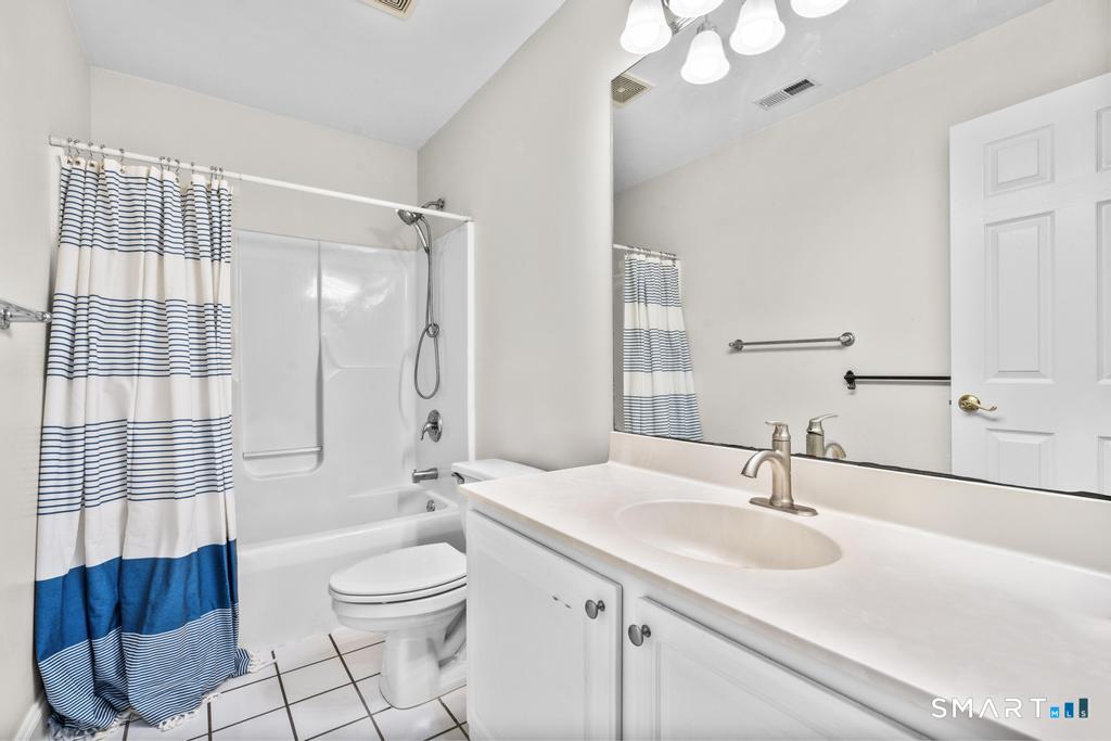 78 Village Court Wilton CT 06897