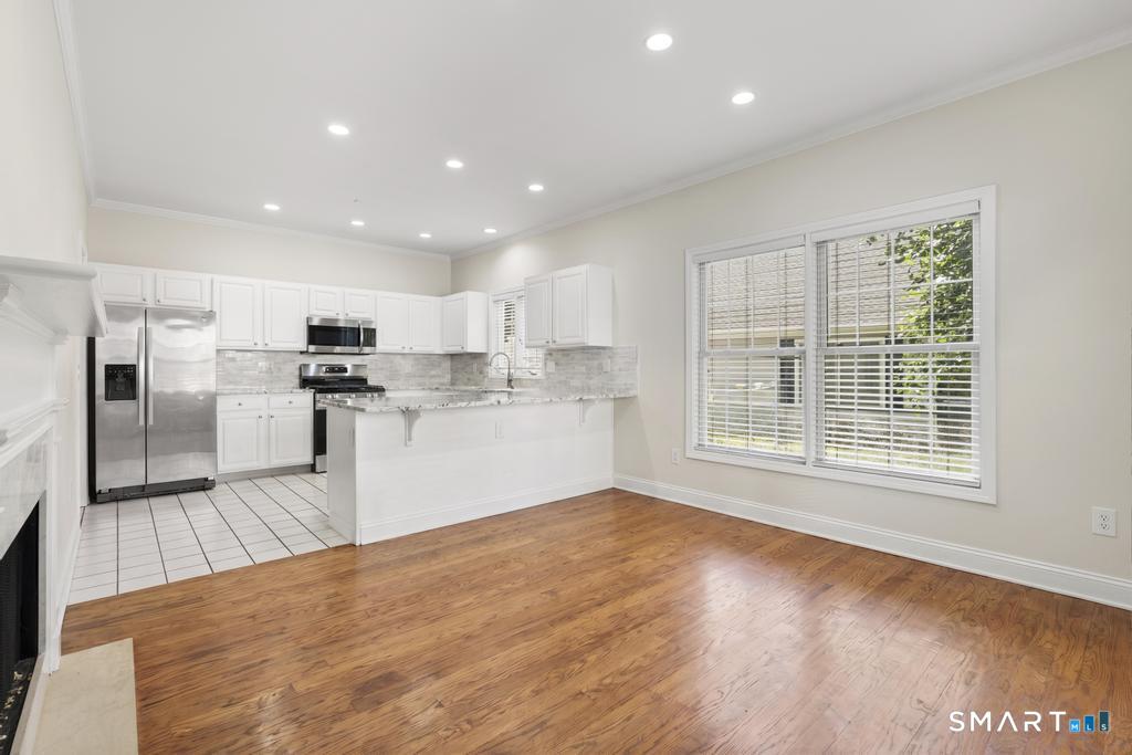 78 Village Court Wilton CT 06897