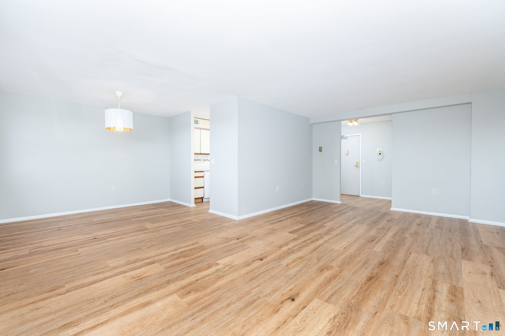 887 Farmington Avenue West Hartford CT 06119