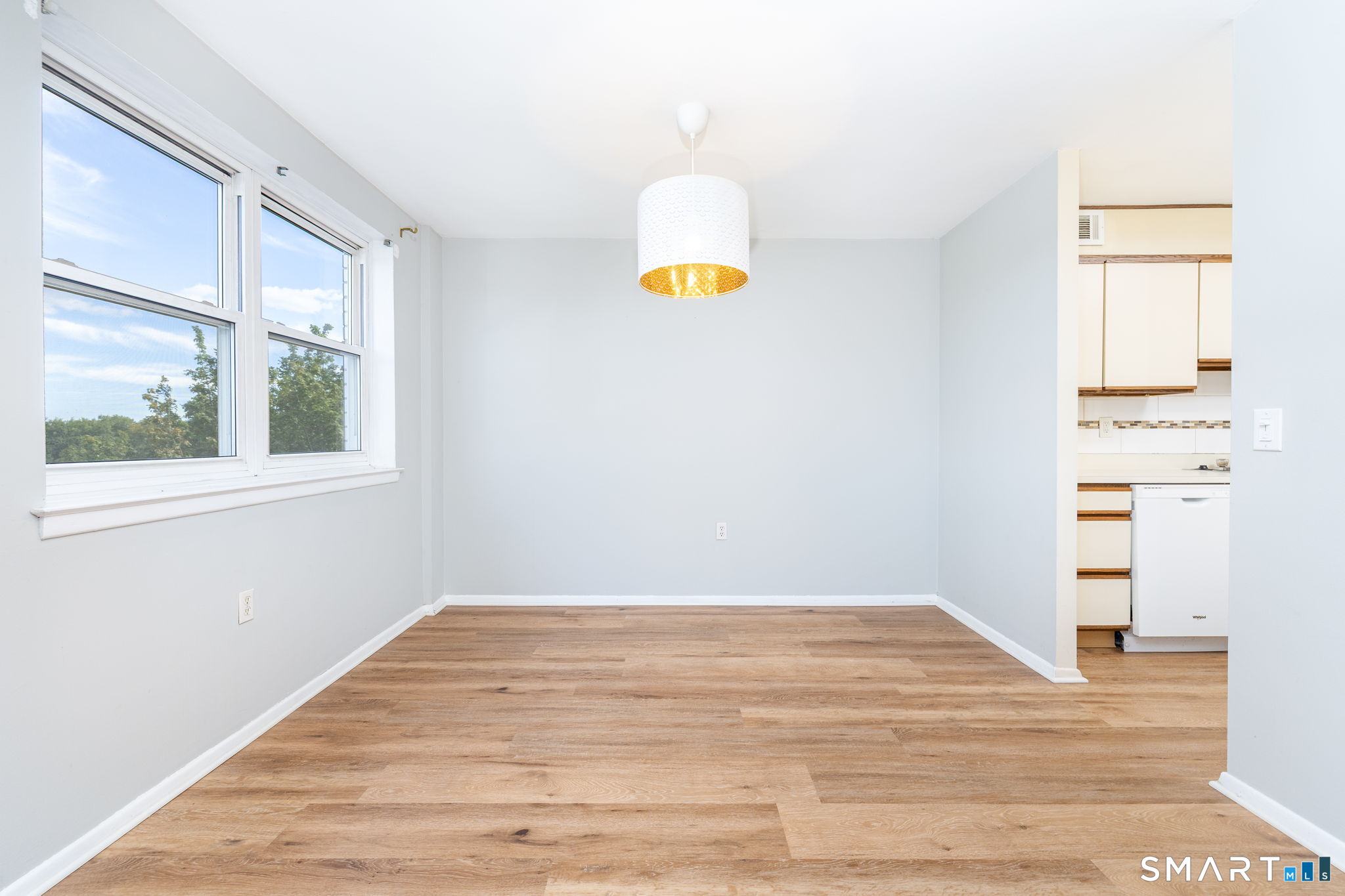 887 Farmington Avenue West Hartford CT 06119